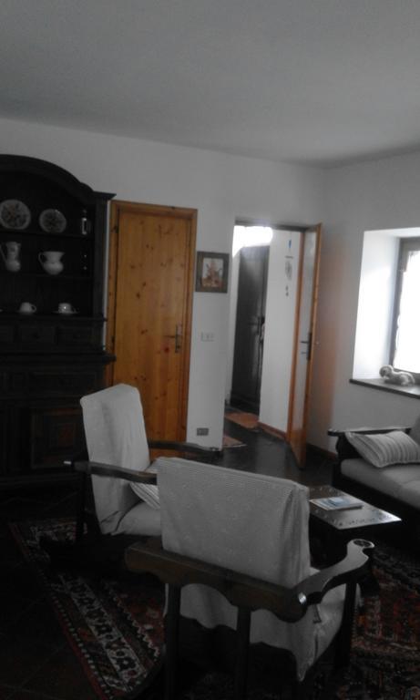 Casa Ramonda Neive Quarto foto